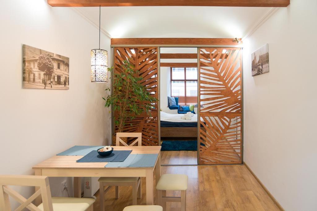 Cozy On Wielopole Street. Appartement *